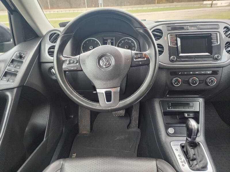 2016 Volkswagen Tiguan SE photo 23