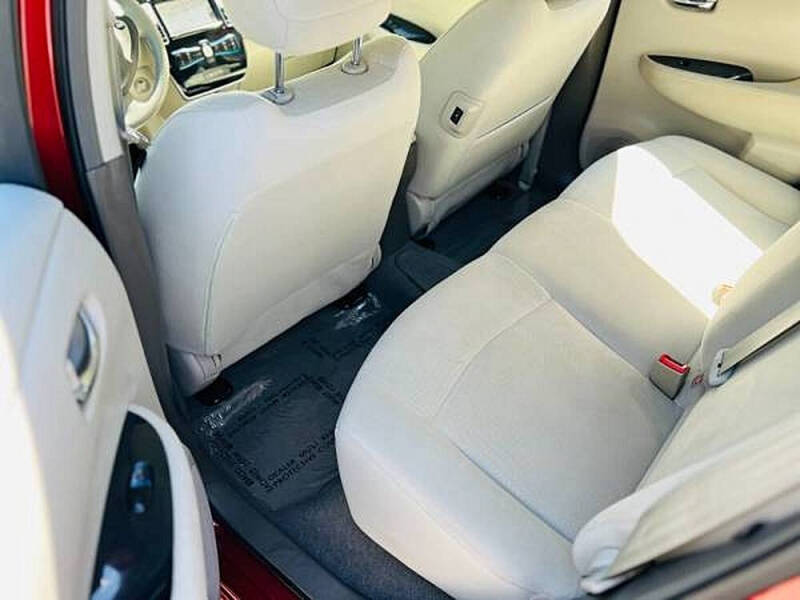 2012 Nissan LEAF