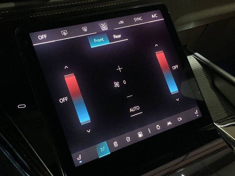 2025 Cadillac Escalade Premium Luxury