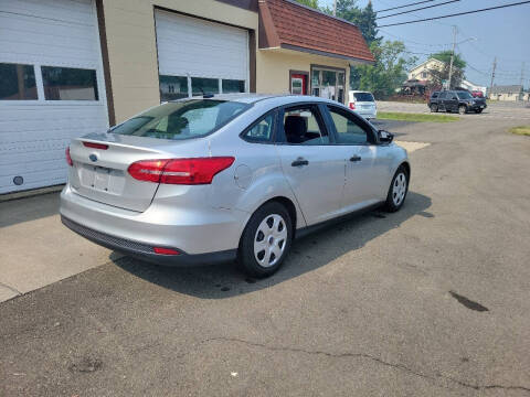 2016 Ford Focus S