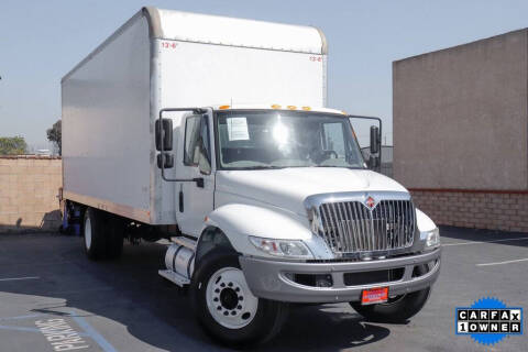 2018 International DuraStar 4300