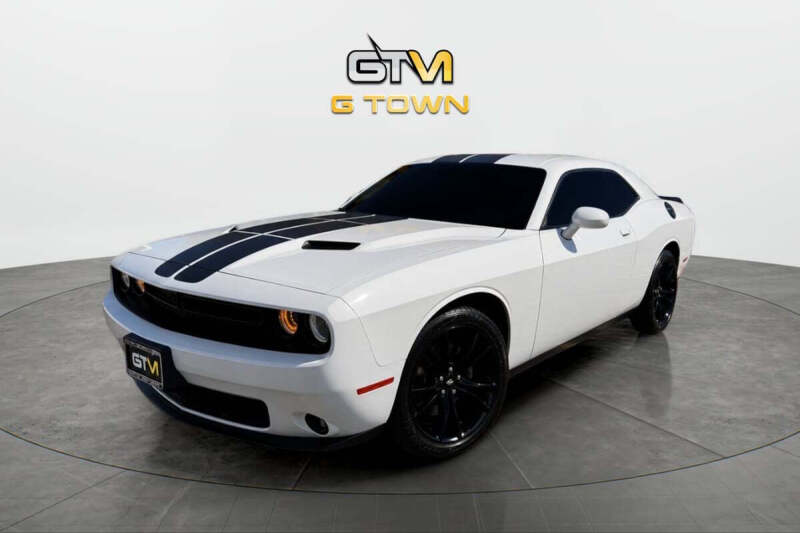 2018 Dodge Challenger SXT Plus