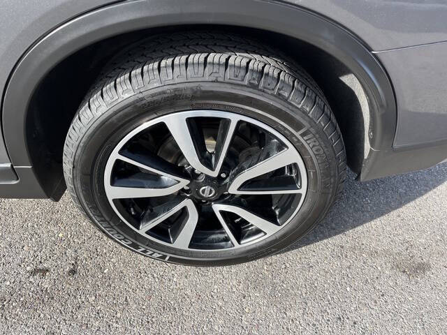 2020 Nissan Rogue SL