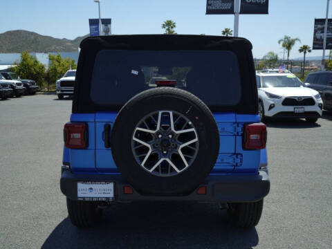 2024 Jeep Wrangler Sahara