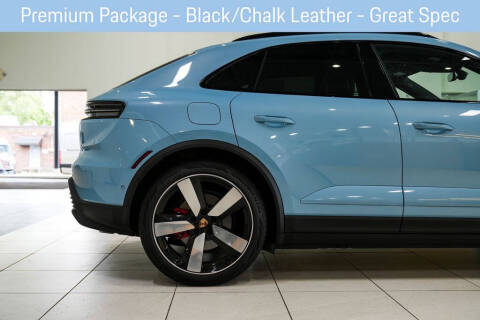 2025 Porsche Macan 4S Electric