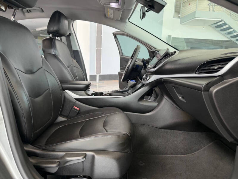 2017 Chevrolet Volt LT