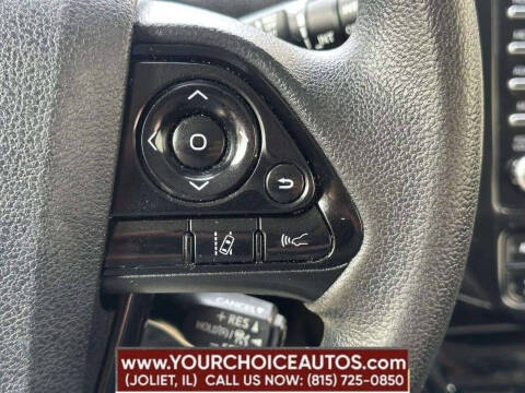 2022 Toyota Prius LE