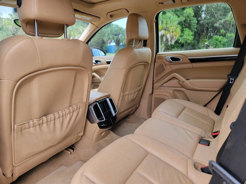 2012 Porsche Cayenne Tiptronic