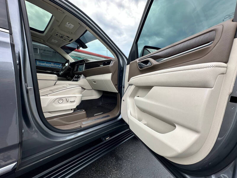 2022 GMC Yukon XL Denali