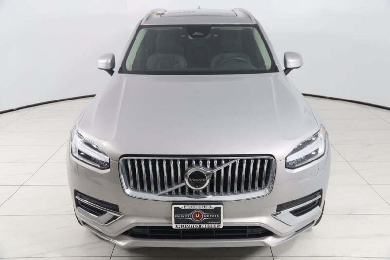 2024 Volvo XC90 B5 Plus Bright Theme