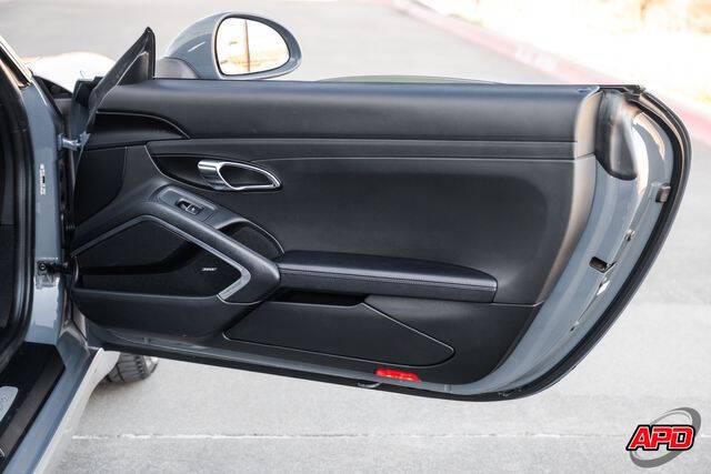 2017 Porsche 911 Carrera