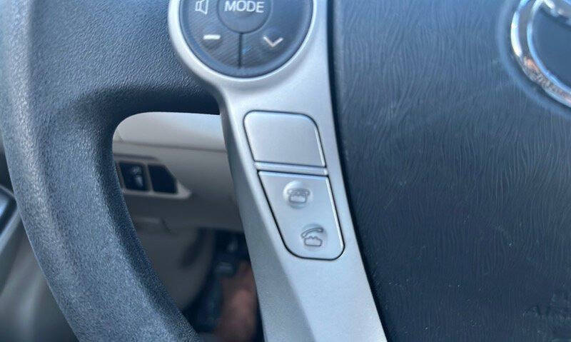 2012 Toyota Prius v Two