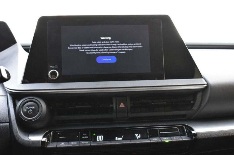 2023 Toyota Prius LE