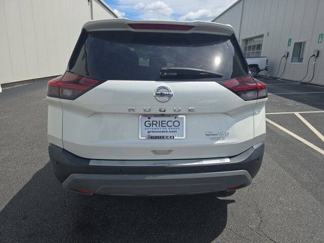 2021 Nissan Rogue SL