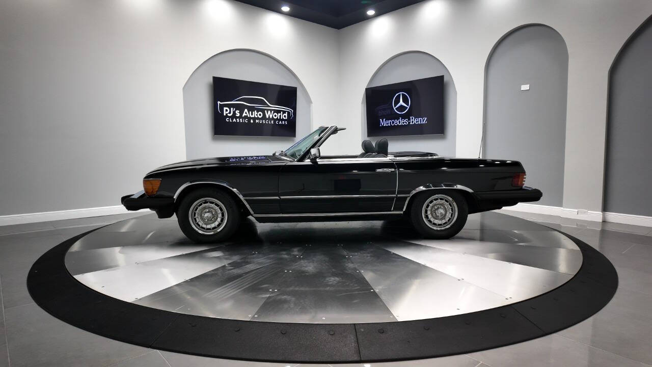 1982 Mercedes-Benz 380-Class 1