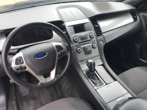 2016 Ford Taurus SEL