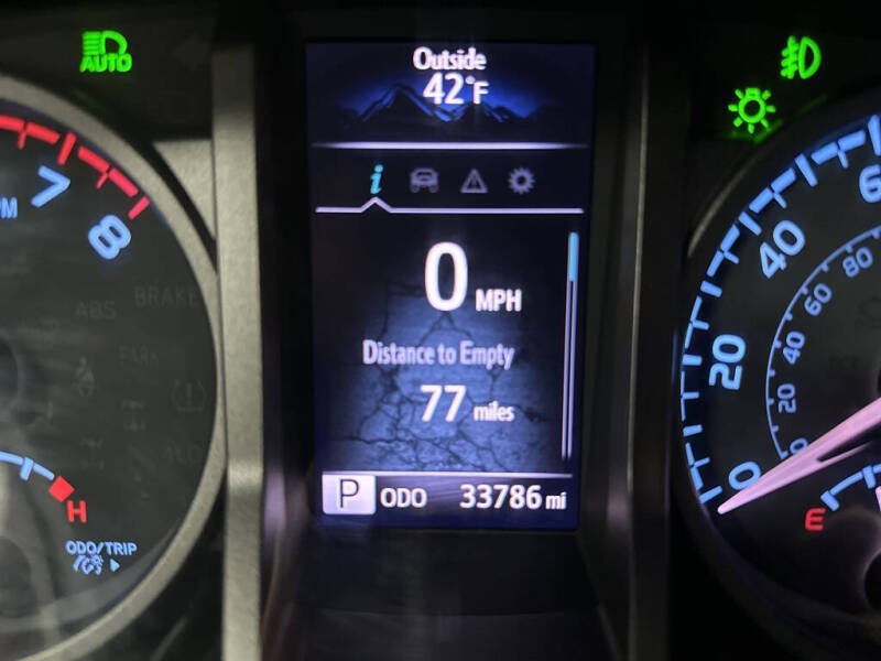 2021 Toyota Tacoma TRD Off-Road