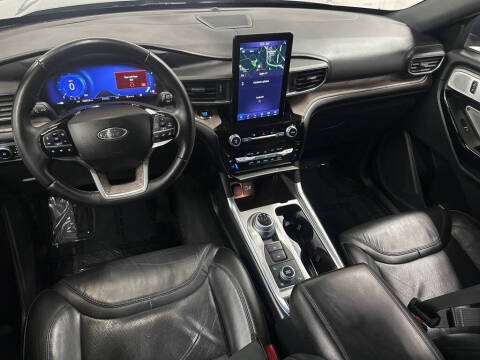 2022 Ford Explorer Platinum