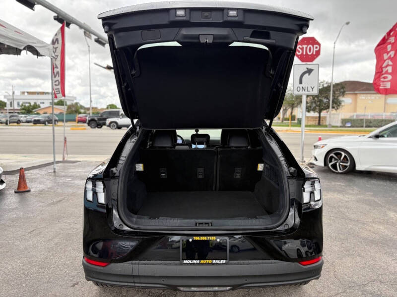 2024 Ford Mustang Mach-E Select