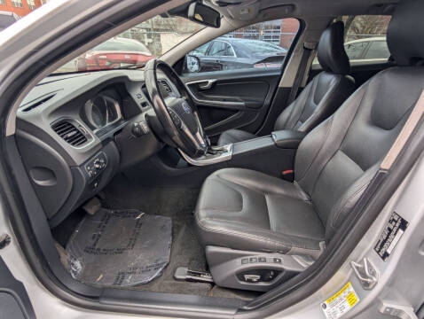 2015 Volvo V60 T5 Drive-E Premier