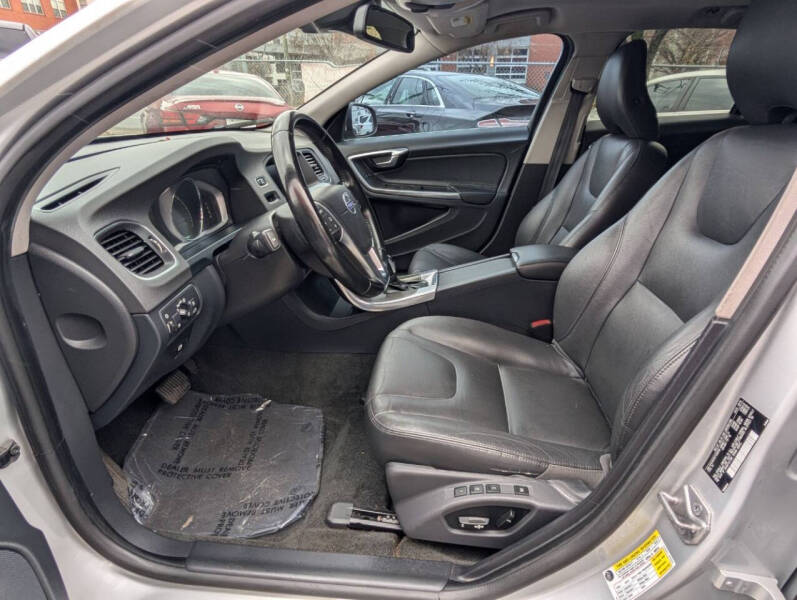 2015 Volvo V60 T5 Drive-E Premier