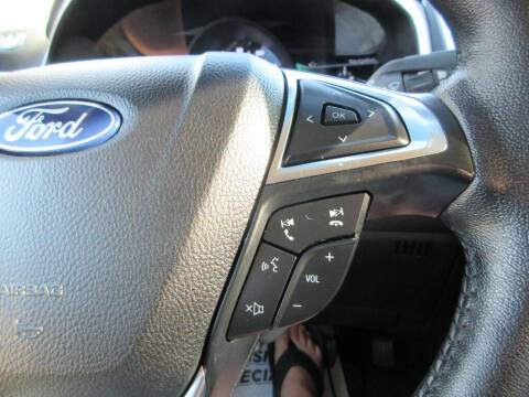 2020 Ford Edge SEL