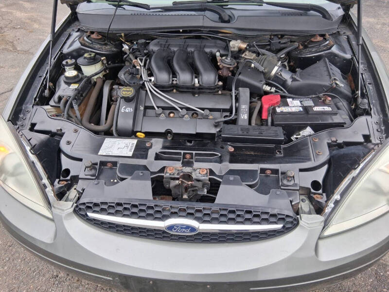 2003 Ford Taurus SEL Deluxe