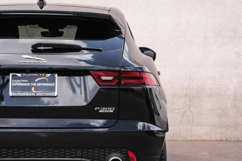 2018 Jaguar E-PACE P300 R-Dynamic S