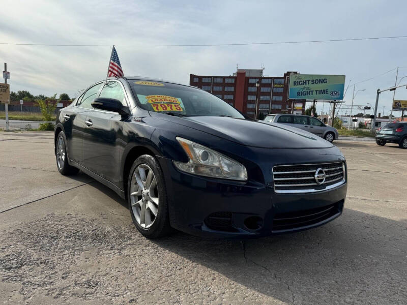 2009 Nissan Maxima SV photo 2