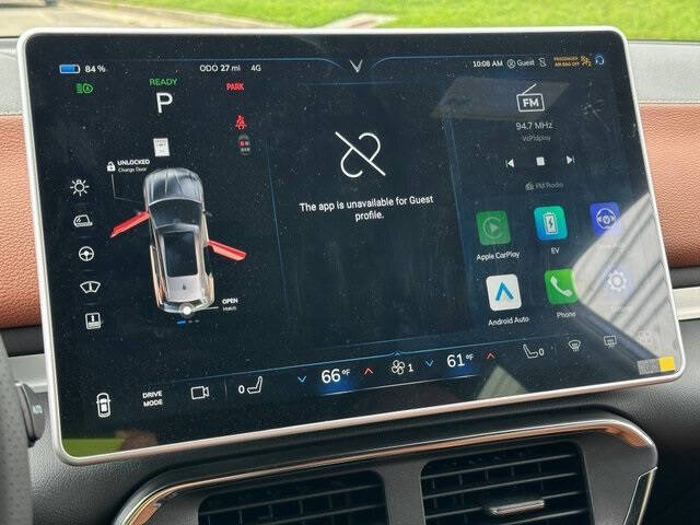 2025 VinFast VF8 Plus