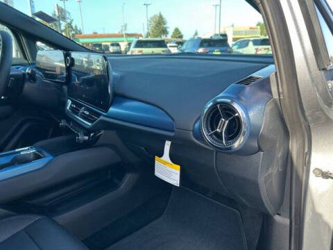 2026 Chevrolet Equinox EV LT 2