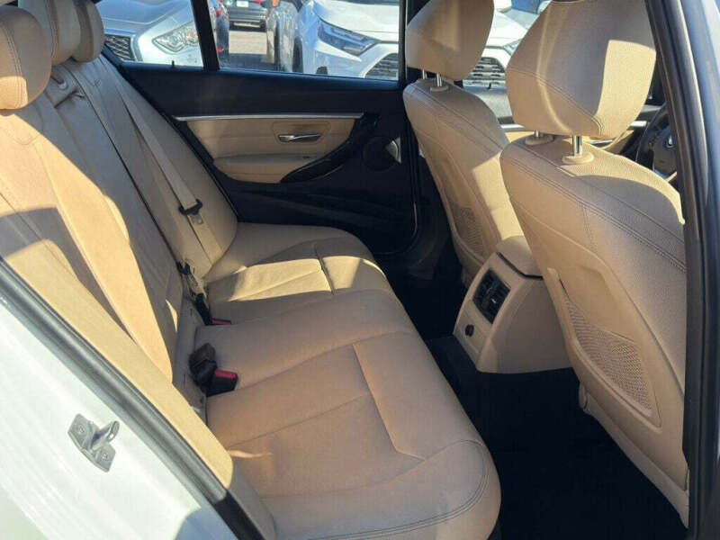 2018 BMW 3 Series 330i