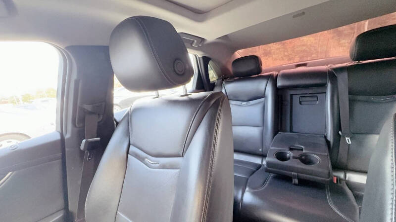 2013 Cadillac XTS Luxury Collection