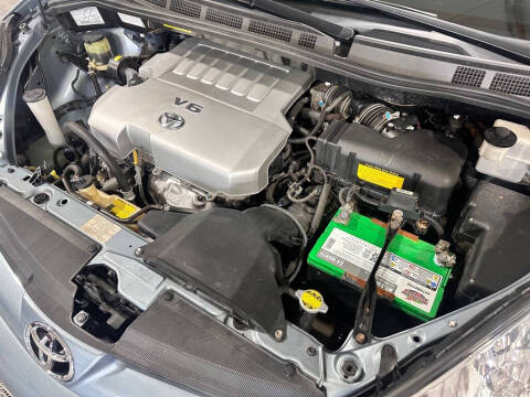 2010 Toyota Sienna XLE