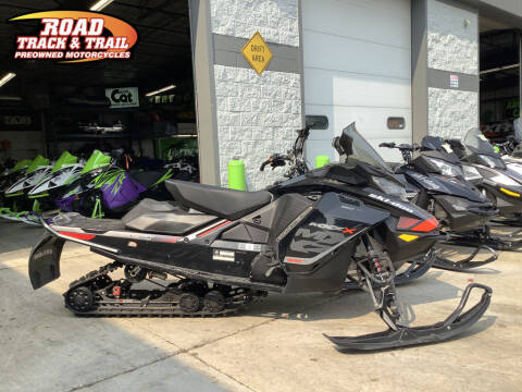 2018 Ski-Doo MXZ® X® Ice Cobra 1.