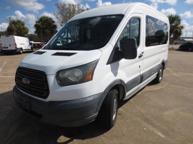 2015 Ford Transit 150 XLT