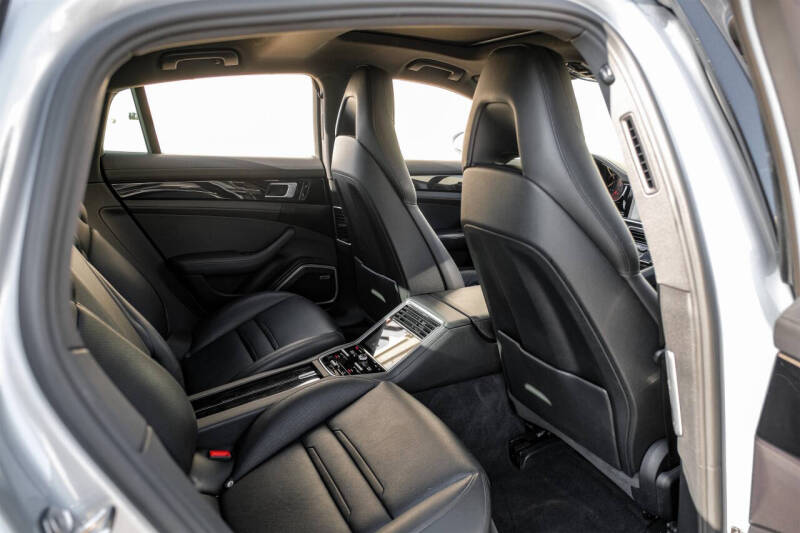 2018 Porsche Panamera