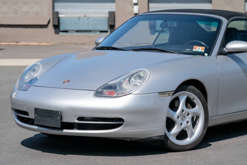 2001 Porsche 911 Carrera