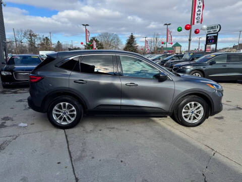 2021 Ford Escape SE