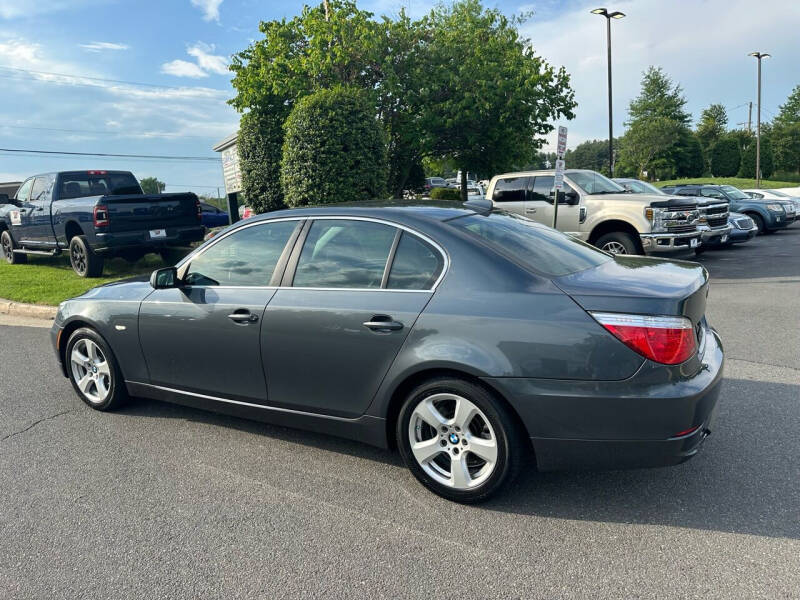 2008 BMW 5 Series 535xi photo 13