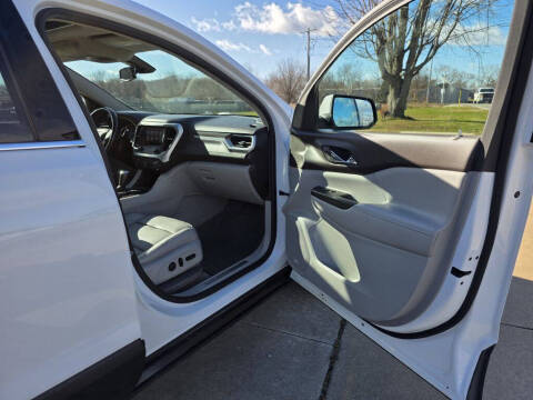 2017 GMC Acadia SLT-1