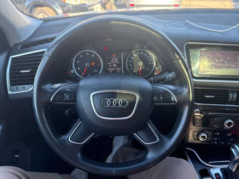 2015 Audi Q5 2.0T quattro Premium