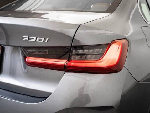 2025 BMW 3 Series 330i xDrive