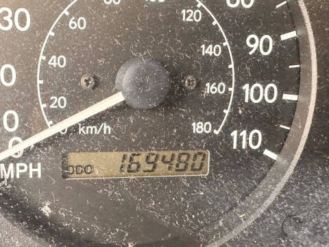 2002 Toyota Corolla LE