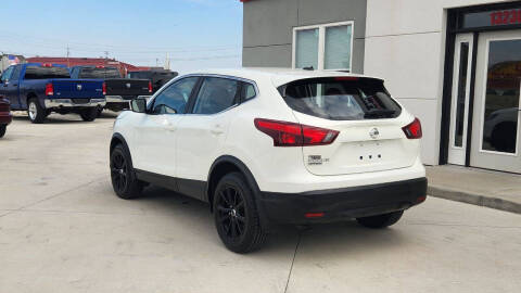 2017 Nissan Rogue Sport S