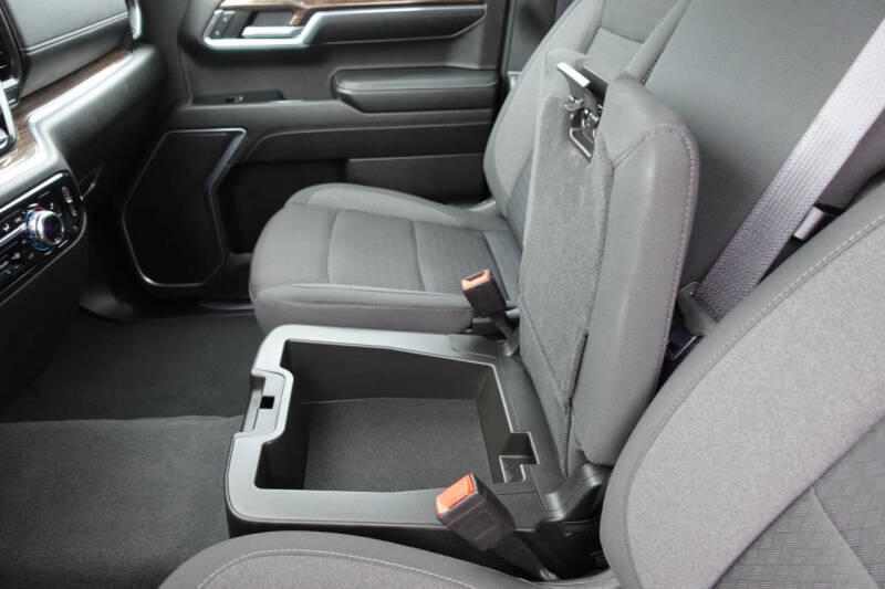 2023 GMC Sierra 1500 Elevation Standard