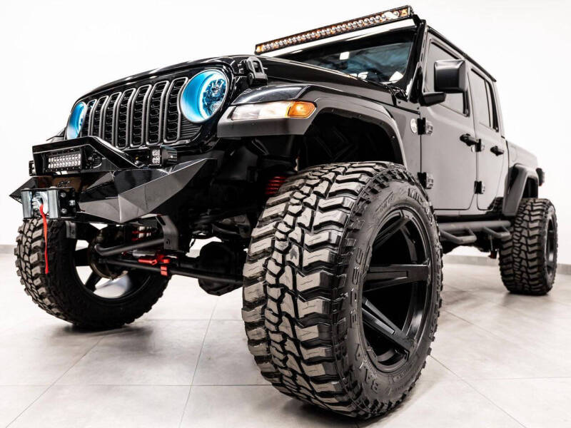 2024 Jeep Gladiator Sport S