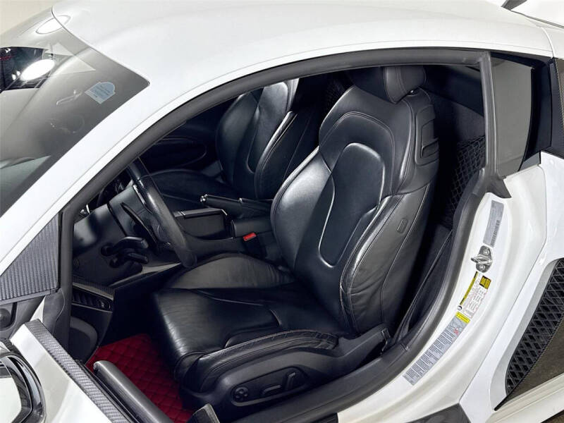 2012 Audi R8 5.2 quattro