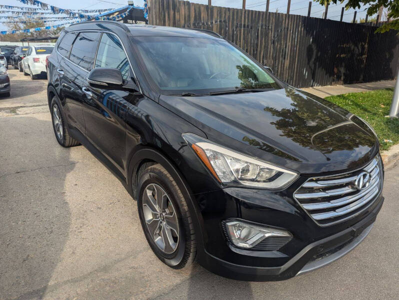 2014 Hyundai Santa Fe GLS photo 3