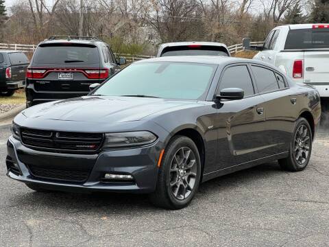 2018 Dodge Charger for sale at North Imports LLC in Burnsville MN